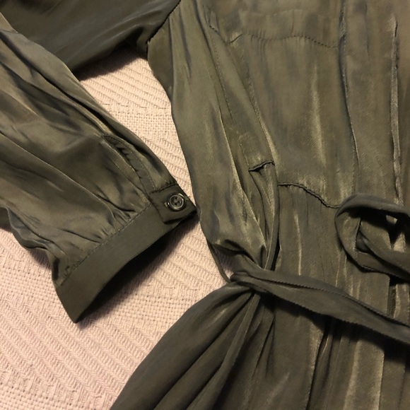 Dynamite brand new long sleeve (dress or shirt) - Picture 2 of 3